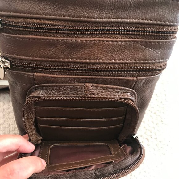 Small Brown Genuine Leather Shoulder Bag - Brand New with Tags! - Picture 5 of 6